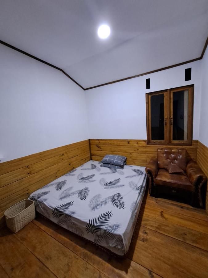 Mama Tia Family Homestay Рантепао Екстериор снимка