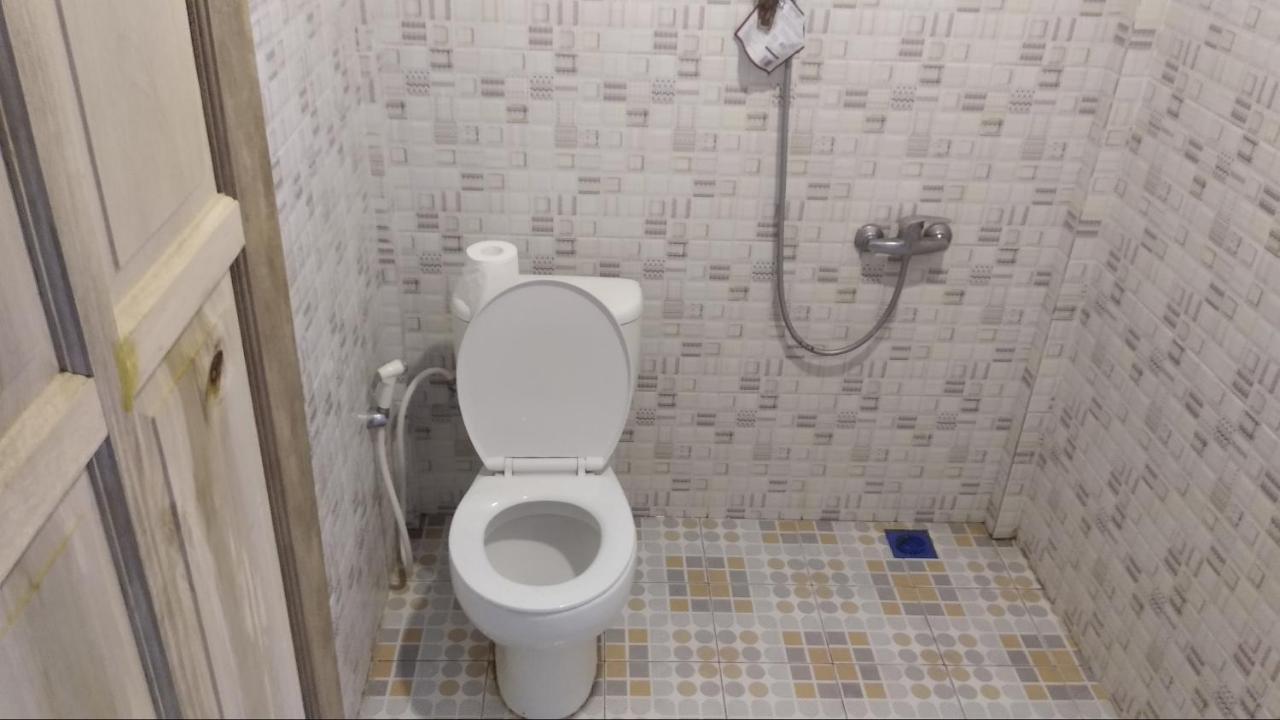 Mama Tia Family Homestay Рантепао Екстериор снимка